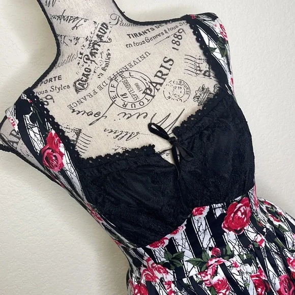 Hot Topic Wednesday Addams Meets Floral - Picture 5 of 9